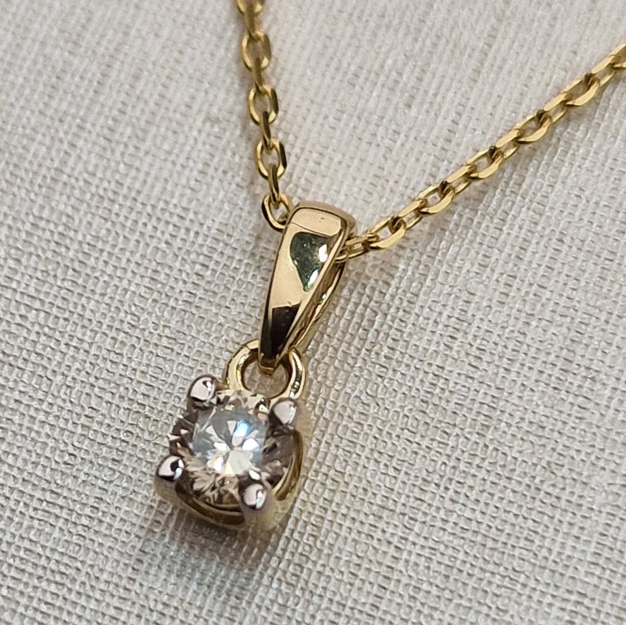 Кулон Deimantas 99981843 0,47гр 0,22ct. купить,NaN