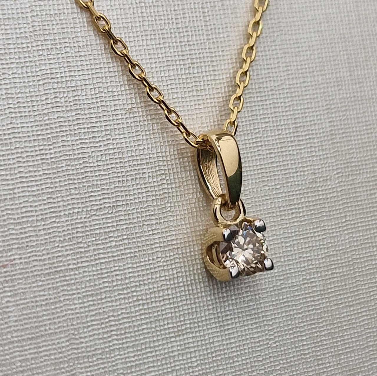 Кулон Deimantas 99981843 0,47гр 0,22ct. купить,NaN