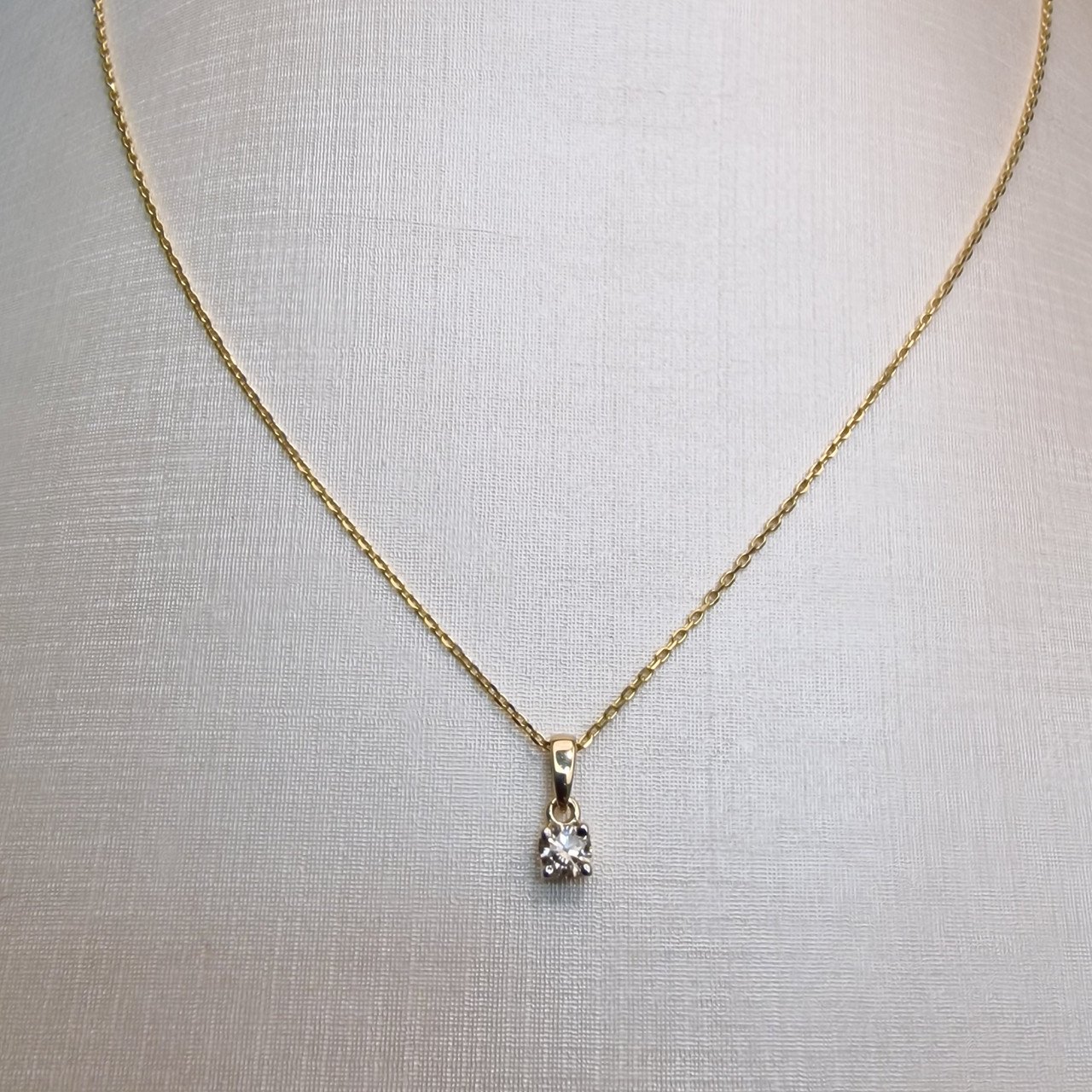 Кулон Deimantas 99981843 0,47гр 0,22ct. купить,NaN
