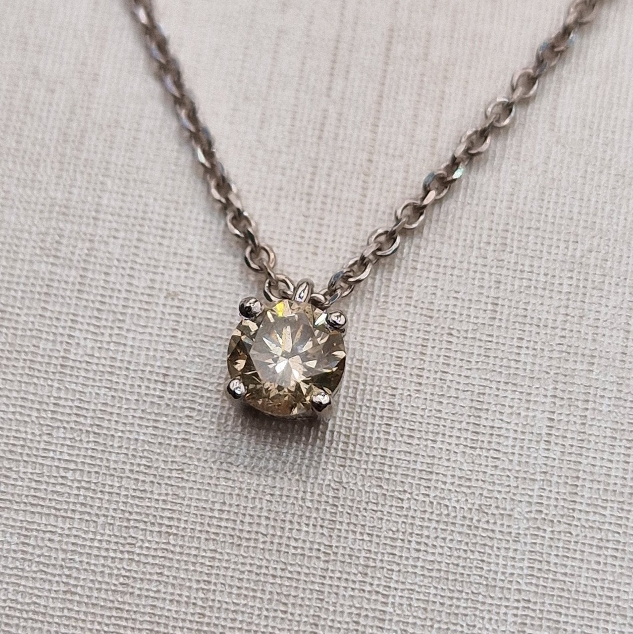 Колье Deimantas 99981887 2,72гр 0,564ct. купить,NaN