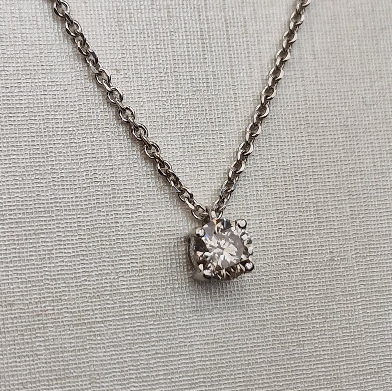 Колье Deimantas 99981894 45см 2,74гр 0,518ct. купить,NaN