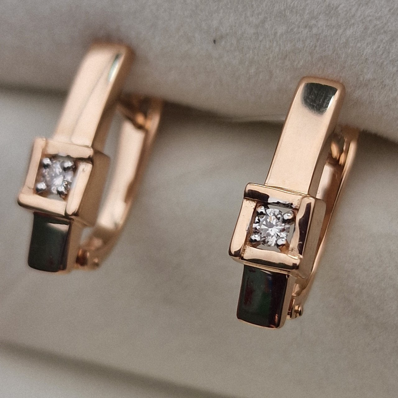 Серьги Deimantas 100067999 3,47гр 0,115ct. купить,NaN