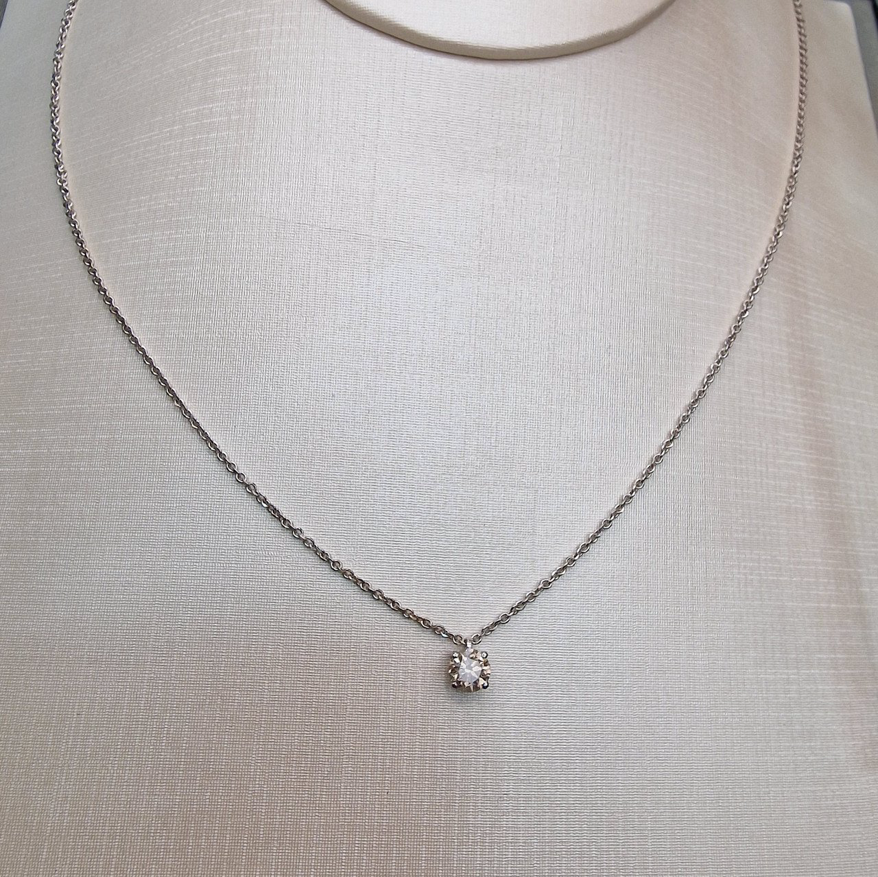 Колье Deimantas 99981846 2,55гр 0,506ct. купить,NaN