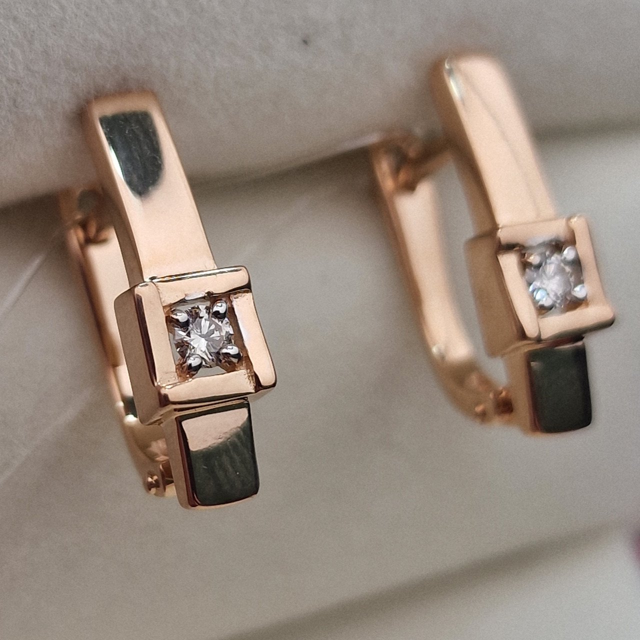 Серьги Deimantas 100067999 3,47гр 0,115ct. купить,NaN