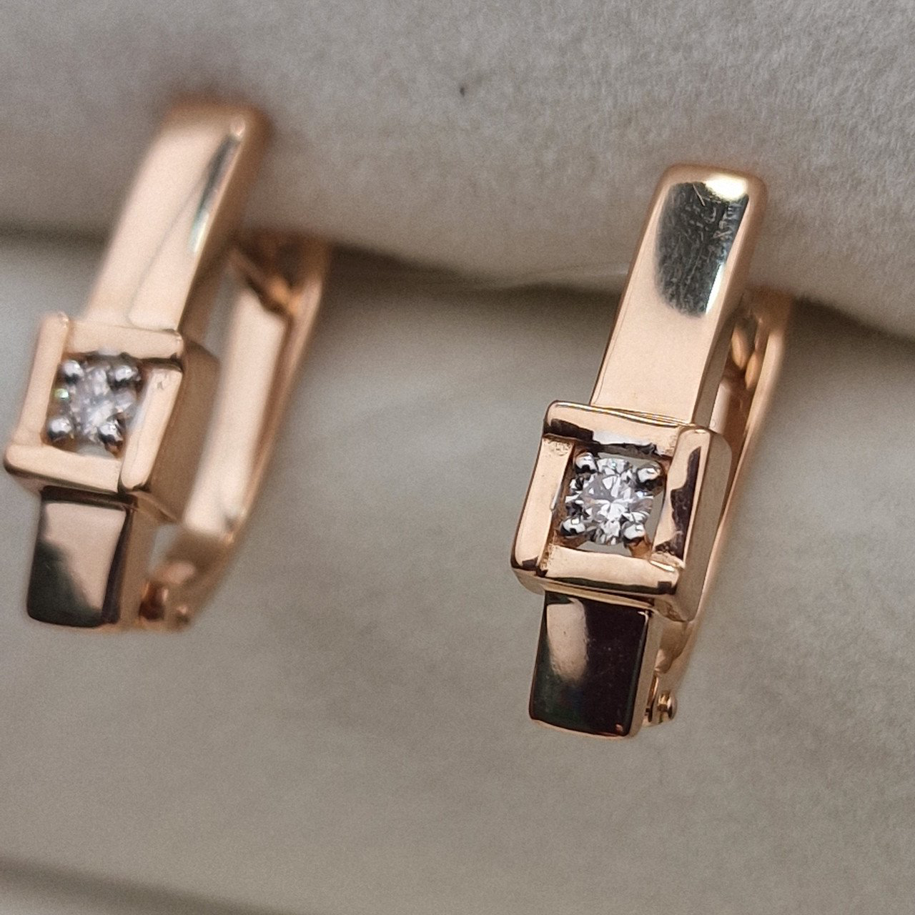 Серьги Deimantas 100067999 3,47гр 0,115ct. купить,NaN