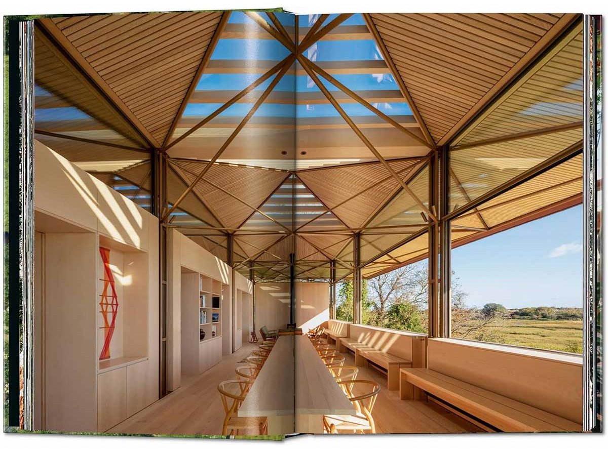 Книга Без автора: Homes for Our Time. Sustainable Living купить,NaN