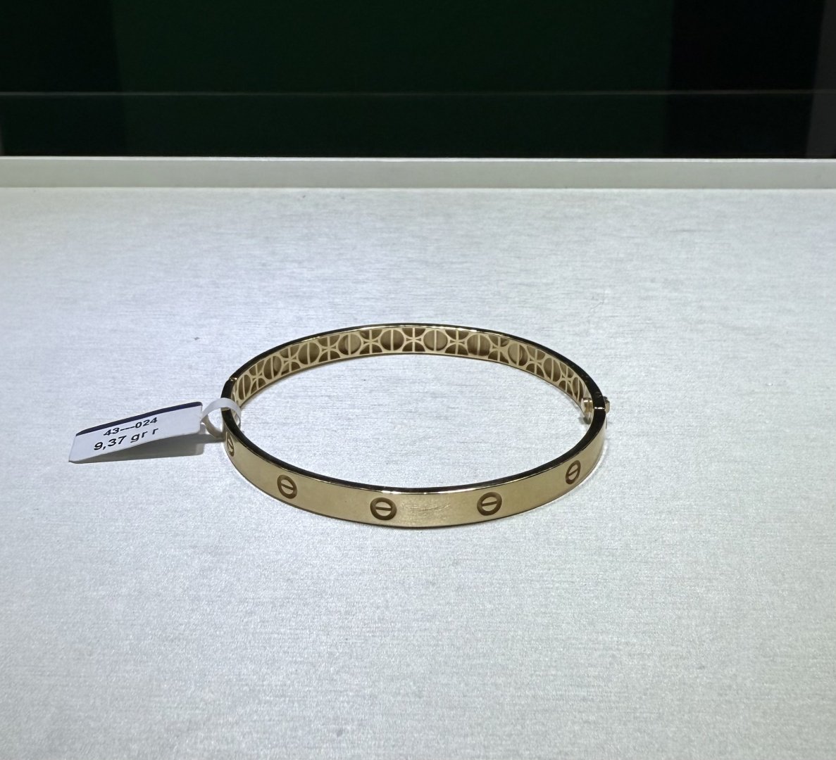 Браслет Italy Gold 00015 длина 19 см, вес 9.37 г золото, плетение отсутствует купить,NaN