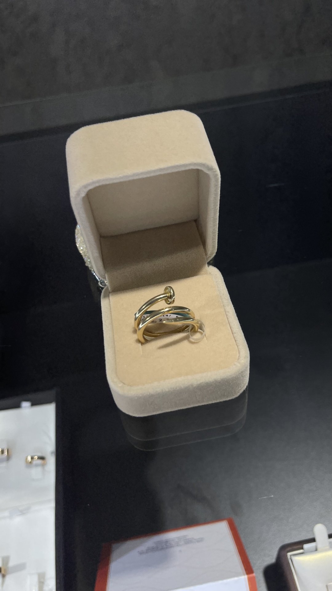 Italy Gold 55000 размер 18.5 вес 2.35 г золото, без вставок купить,NaN