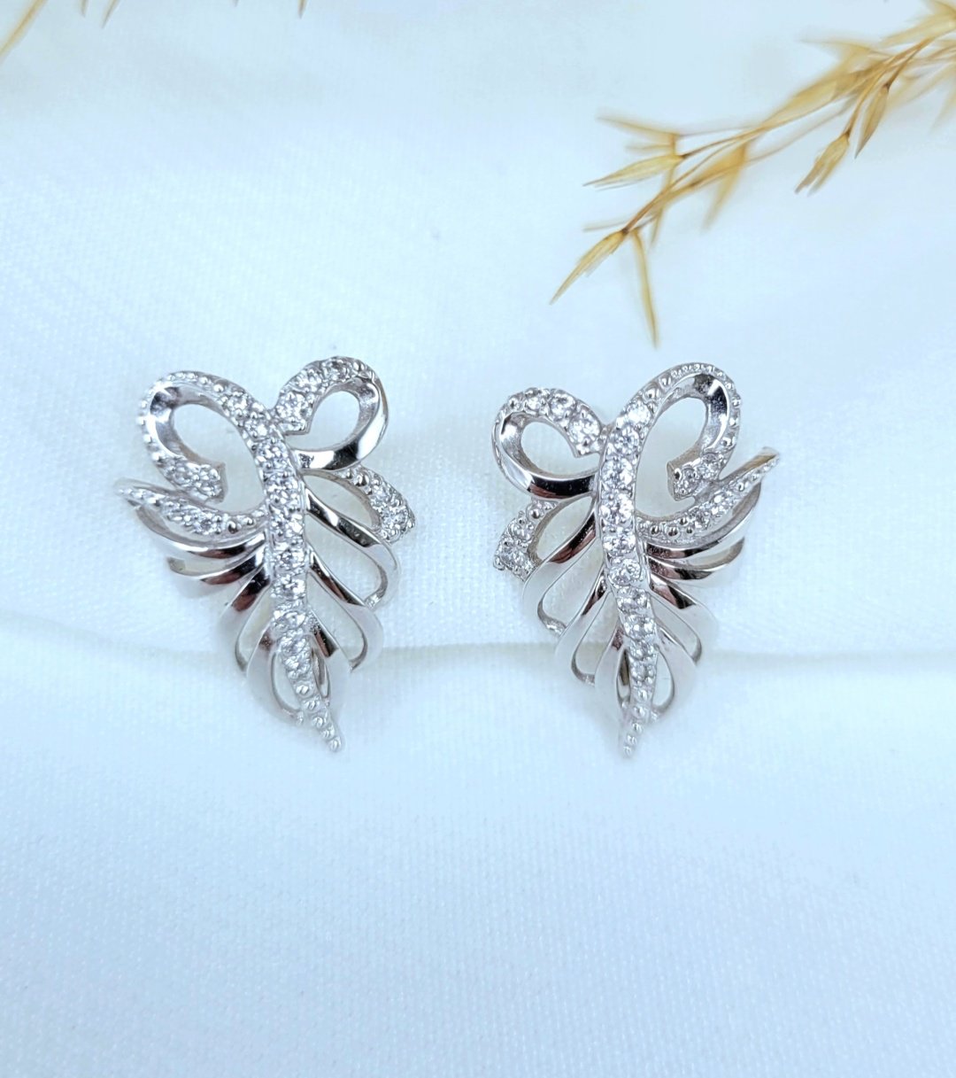 Серьги ЮЗ Платина 02-2809-24 вес 2.88 г золото, фианит купить,NaN