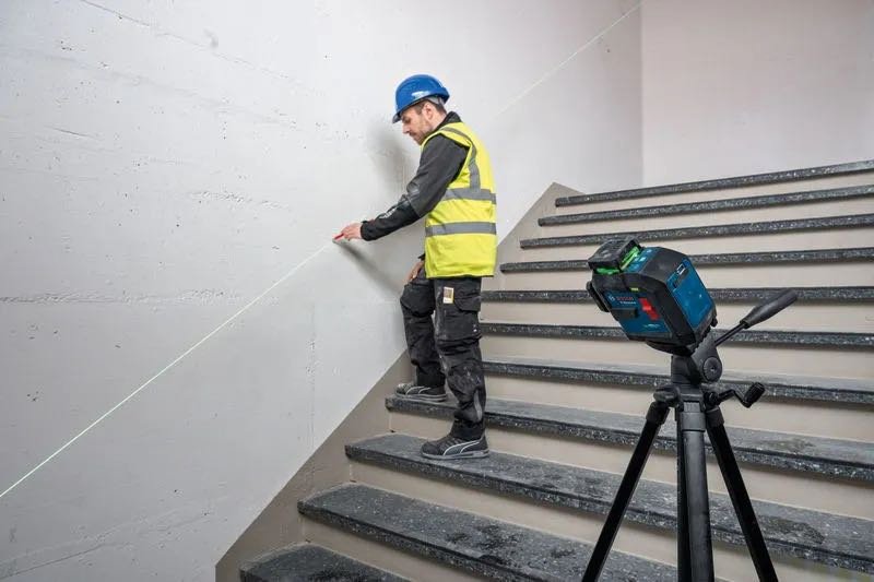 Лазерный уровень Bosch линейный Bosch GLL 80-33 G Professional 0601065500 - ForteMarket Лазерный уровень Bosch линейный Bosch GLL 80-33 G Professional 0601065500 купить,209000