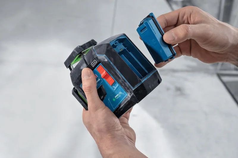 Лазерный уровень Bosch линейный Bosch GLL 80-33 G Professional 0601065500 - ForteMarket Лазерный уровень Bosch линейный Bosch GLL 80-33 G Professional 0601065500 купить,209000