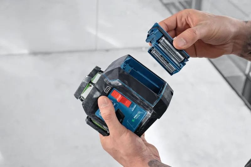 Лазерный уровень Bosch линейный Bosch GLL 80-33 G Professional 0601065500 - ForteMarket Лазерный уровень Bosch линейный Bosch GLL 80-33 G Professional 0601065500 купить,209000