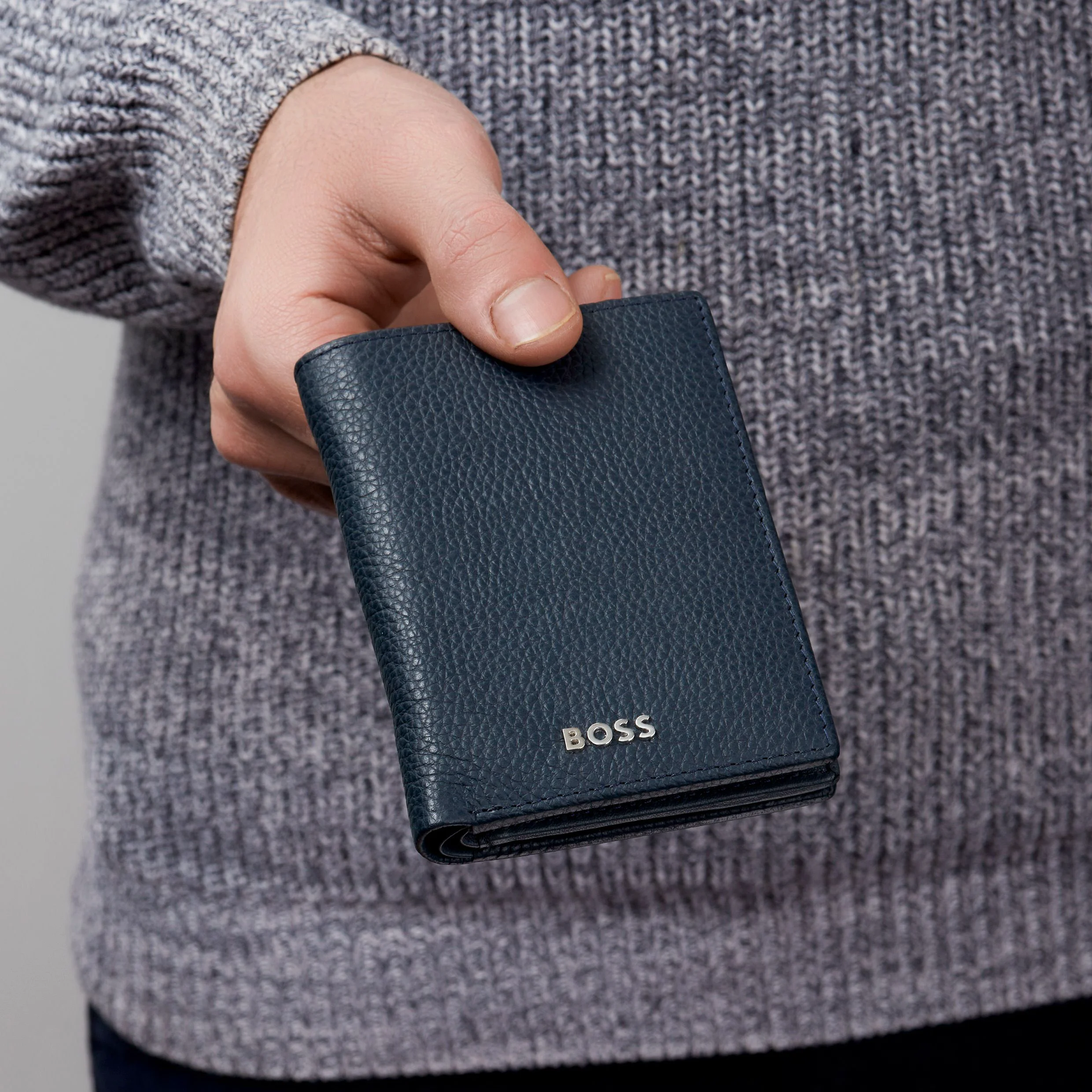 Картхолдер Hugo Boss Classic Grained HLE416N темно-синий купить,59000
