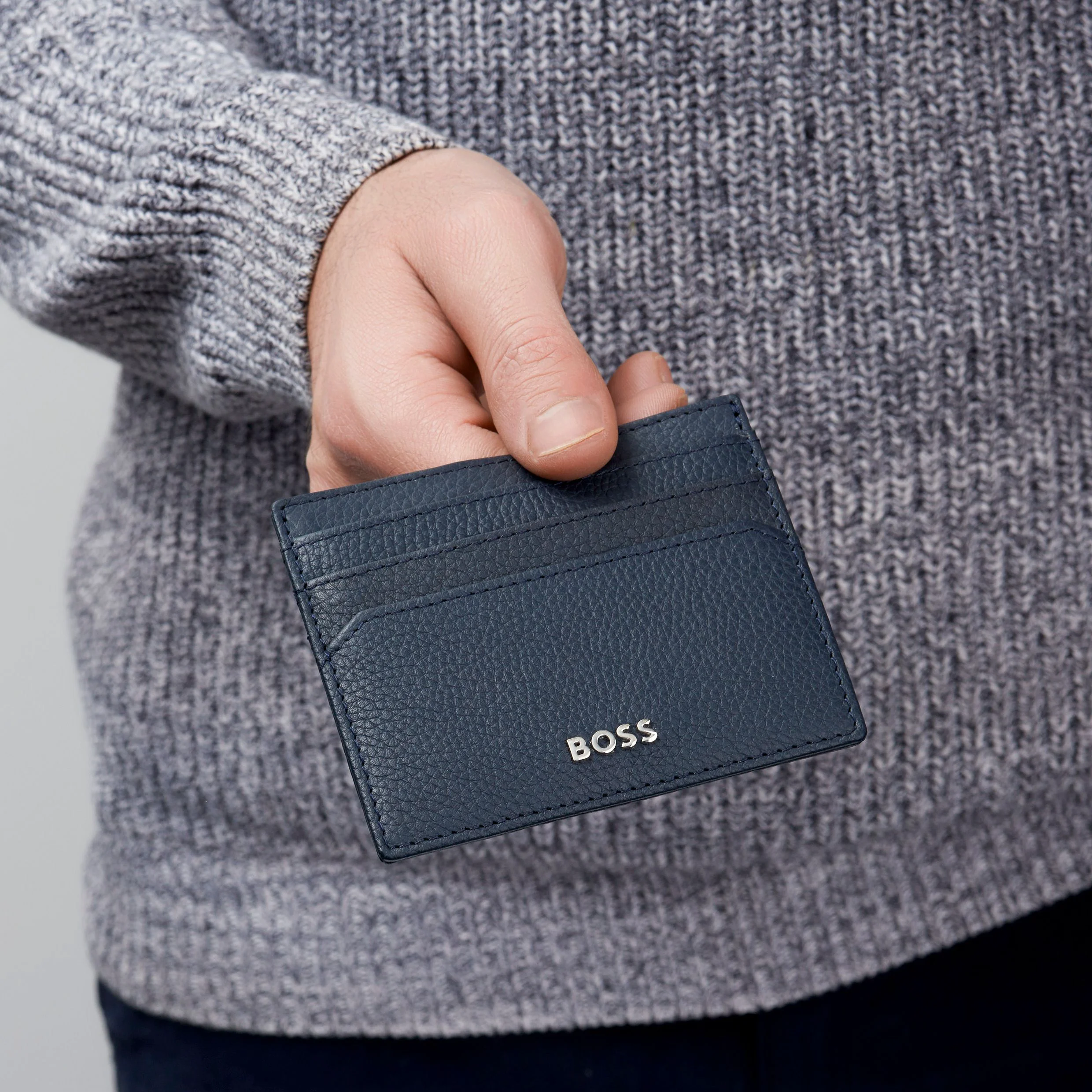 Картхолдер Hugo Boss Classic Grained HLC416N темно-синий купить,48000