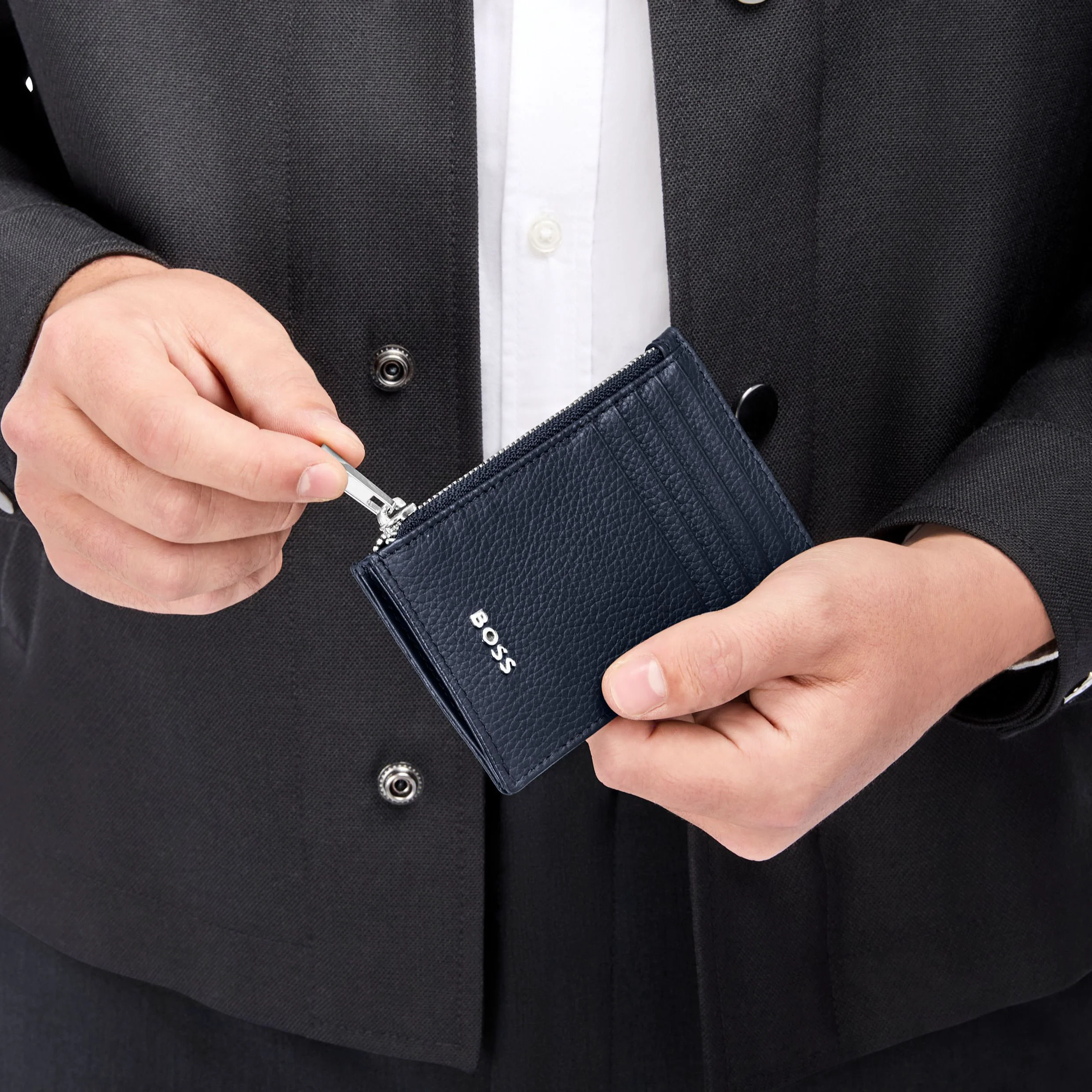 Картхолдер Hugo Boss Classic Grained HLK518N темно-синий купить,69000