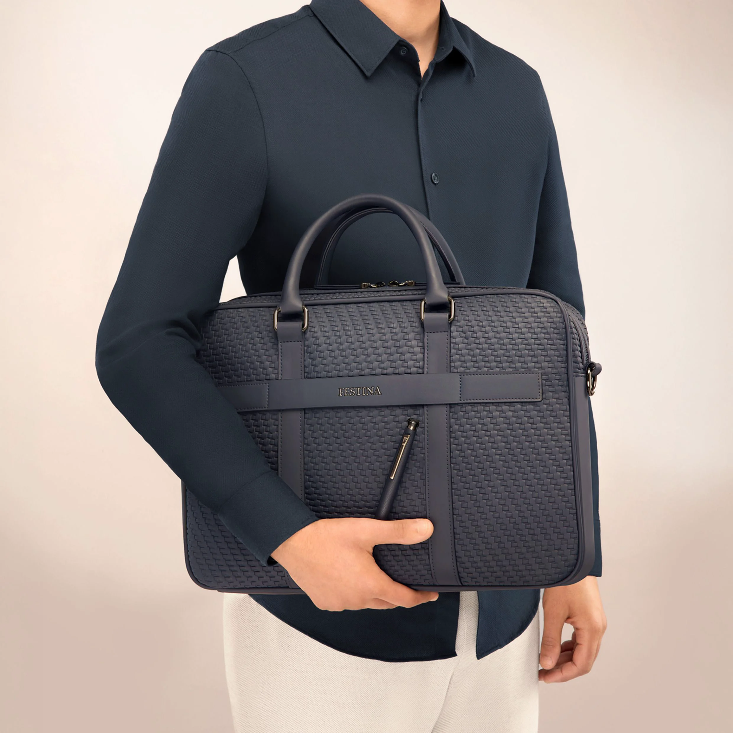 Сумка для ноутбука Festina Interlace Navy FTD629N, темно-синяя