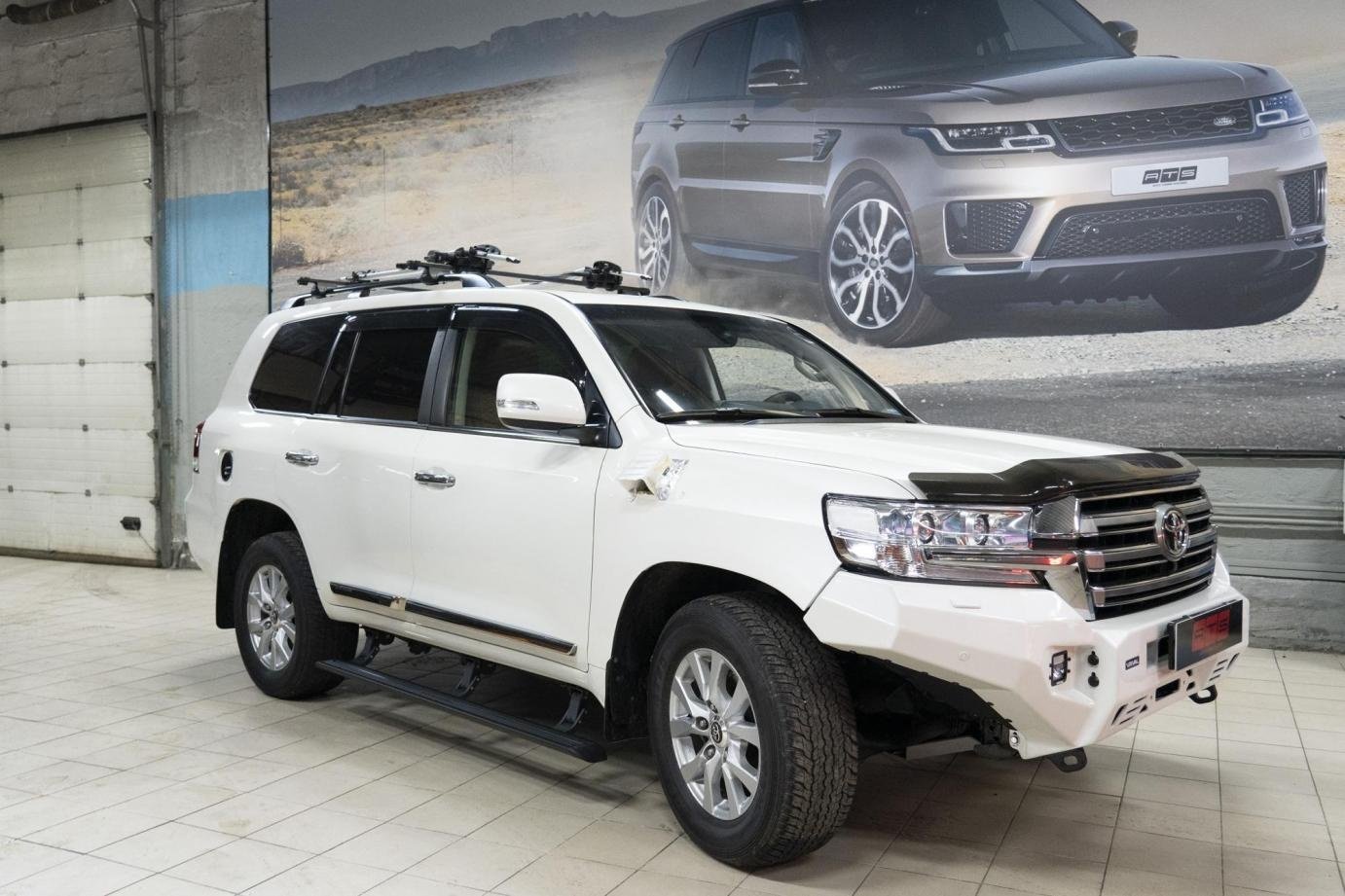 Электрические пороги для Toyota Land Cruiser 200 купить,702000