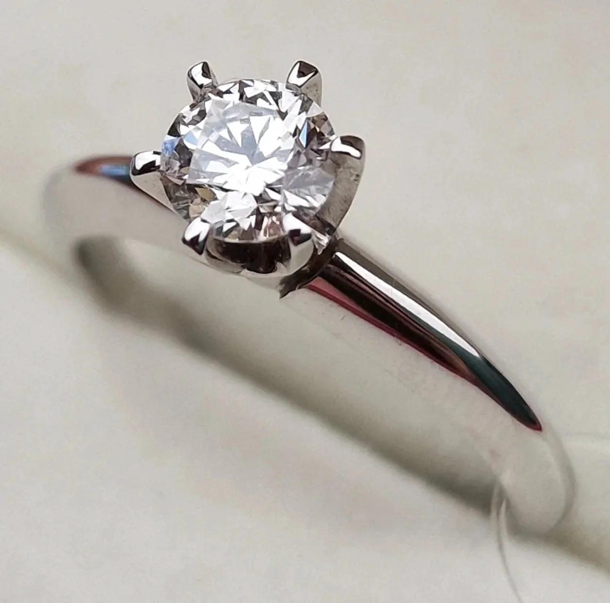 Комплект Deimantas 114882778 16,51р 0,50ct 0,62ct. купить,NaN
