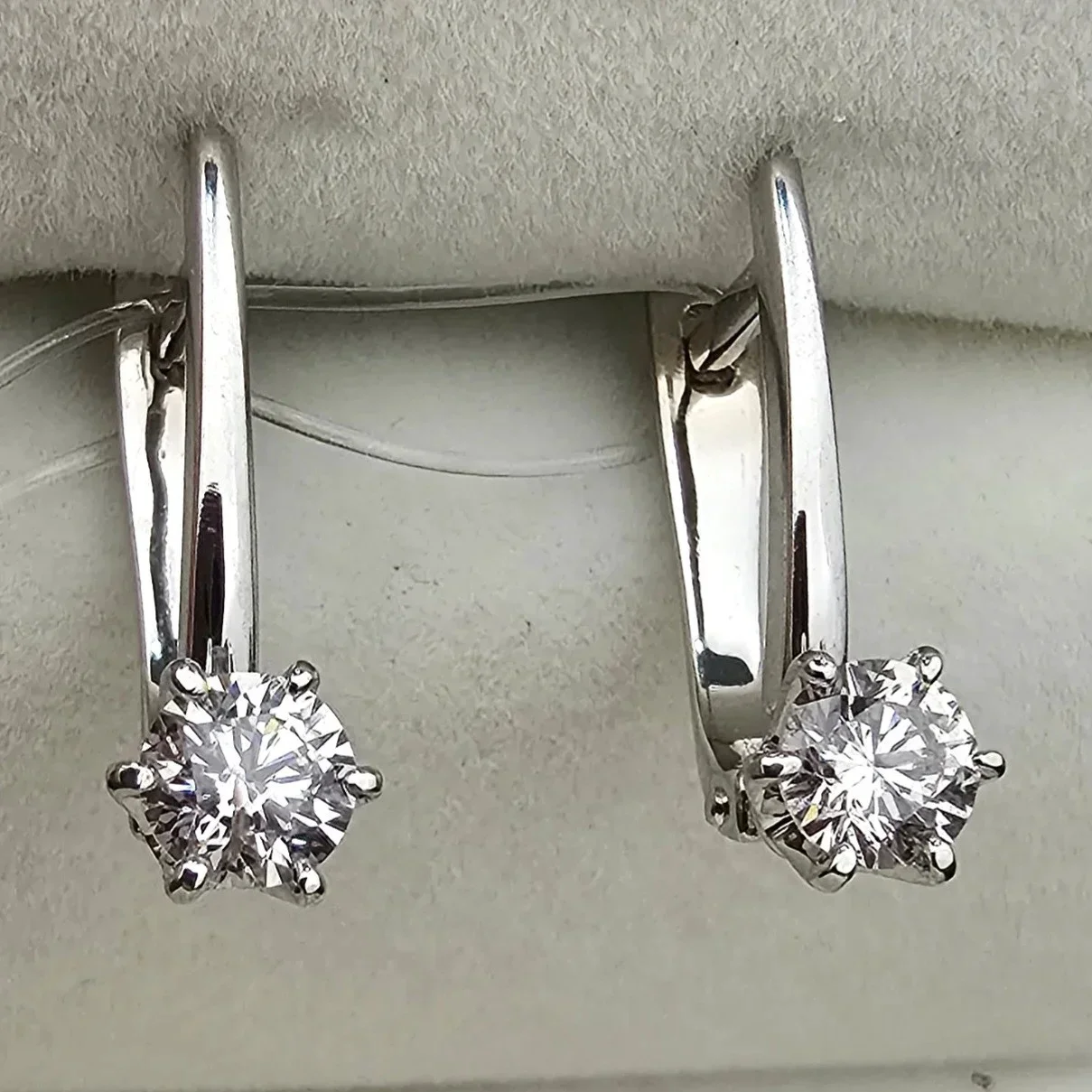 Комплект Deimantas 114882778 16,51р 0,50ct 0,62ct. купить,NaN