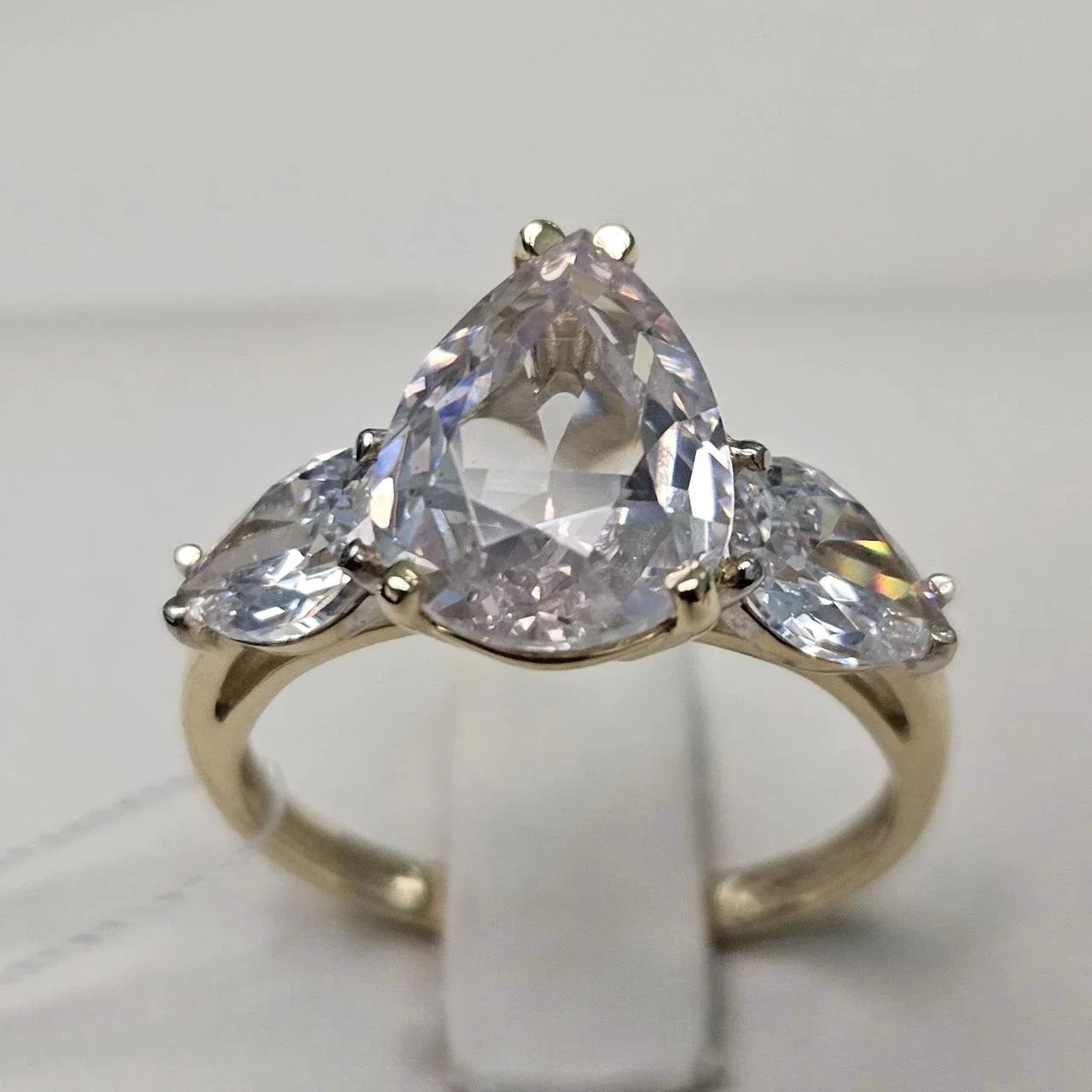 Кольцо Deimantas 114937638 17р 3,24гр. купить,NaN