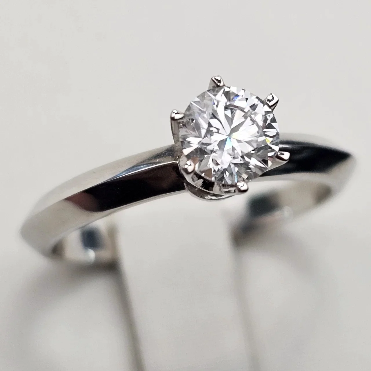 Кольцо Deimantas 114889983 17р 0,55ct. купить,NaN