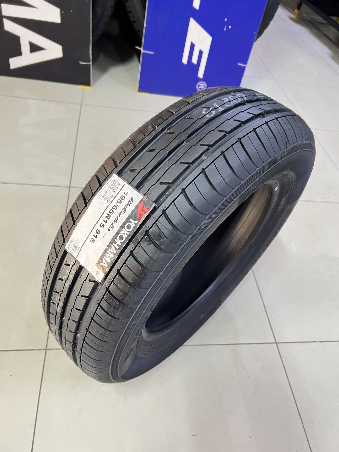 Yokohama E S 32 Bluearth 195/65 R15 91 S без шипов