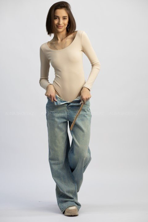 Боди-лонгслив alinashoes бежевый 44 купить,NaN