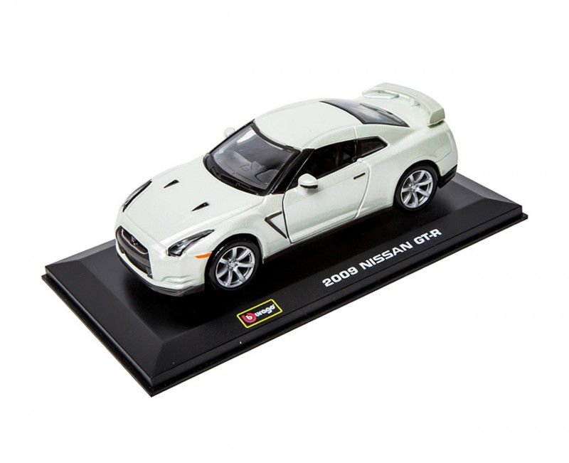 Модель автомобиля Bburago 1:32 Nissan GT-R R35 купить,NaN