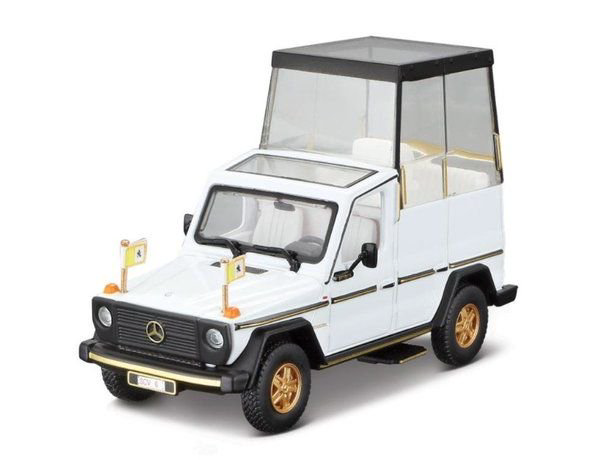 Модель автомобиля Bburago 1:43 Mercedes Benz PAPA Mobile купить,NaN