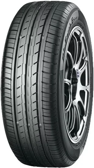 Шина Yokohama Bluearth 185/60 R15 84H летняя  купить,NaN