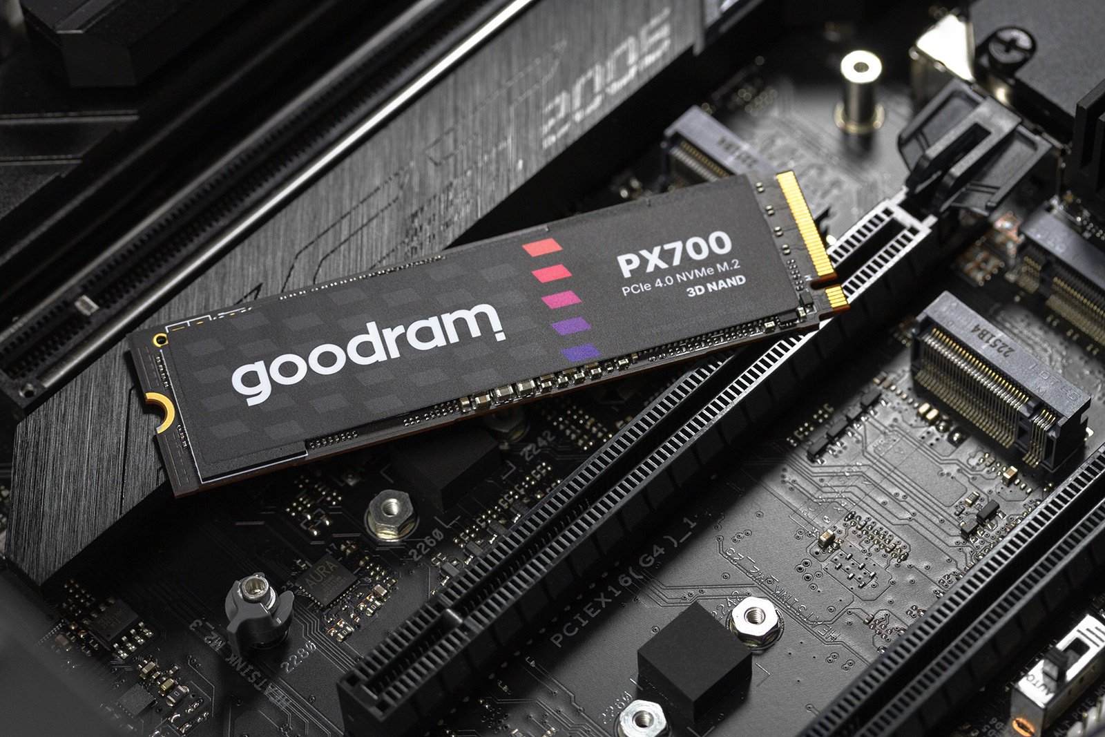 SSD GOODRAM SSDPR-PX700-04T-80 4000 Гб купить,NaN