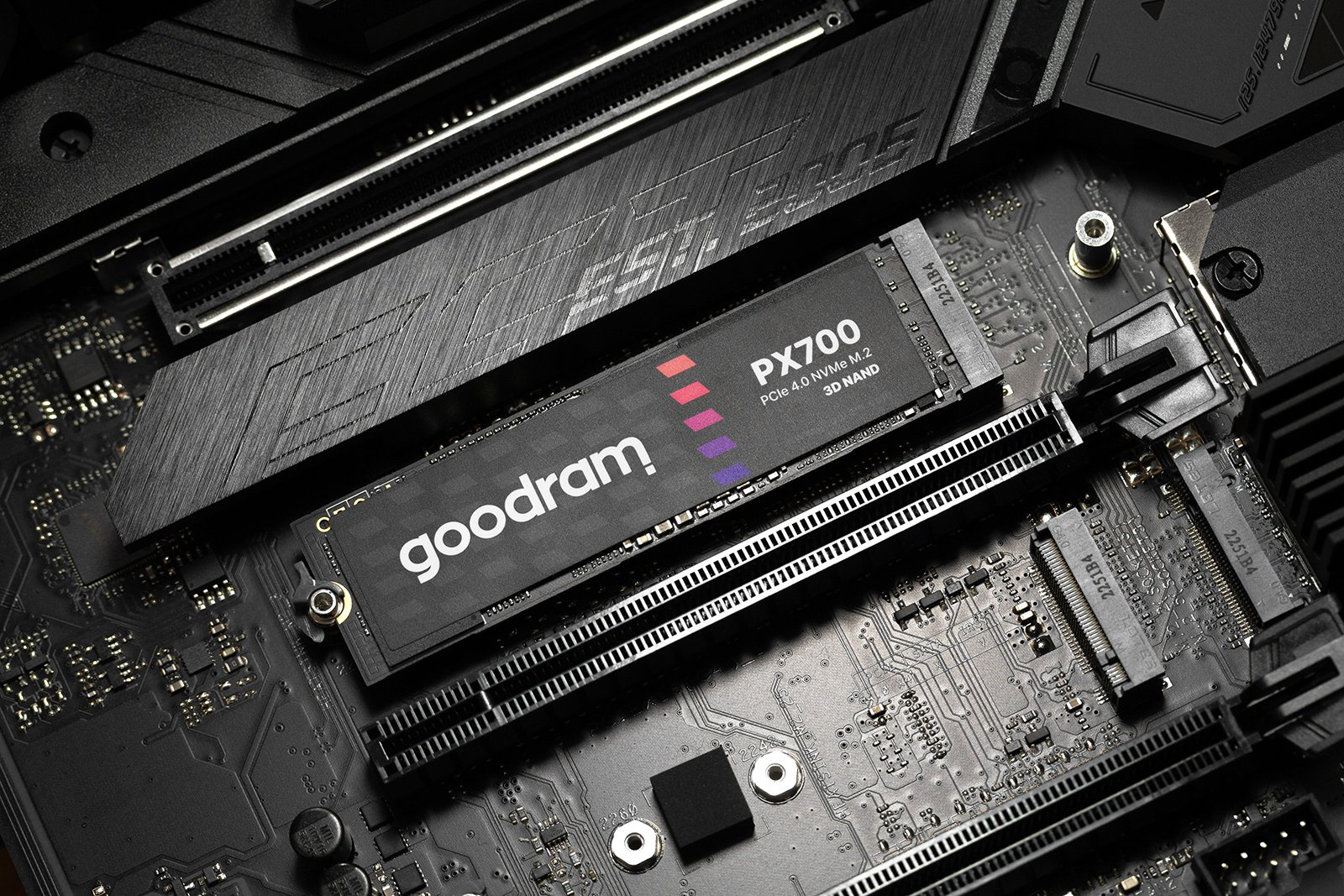 SSD GOODRAM SSDPR-PX700-04T-80 4000 Гб купить,NaN