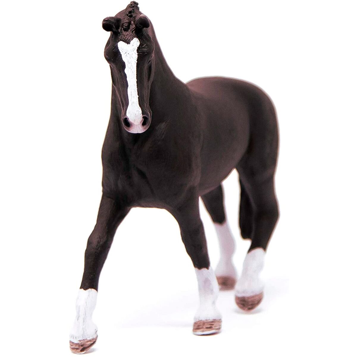 Фигурка Schleich Ганноверская кобыла  вороная 13927 купить,NaN