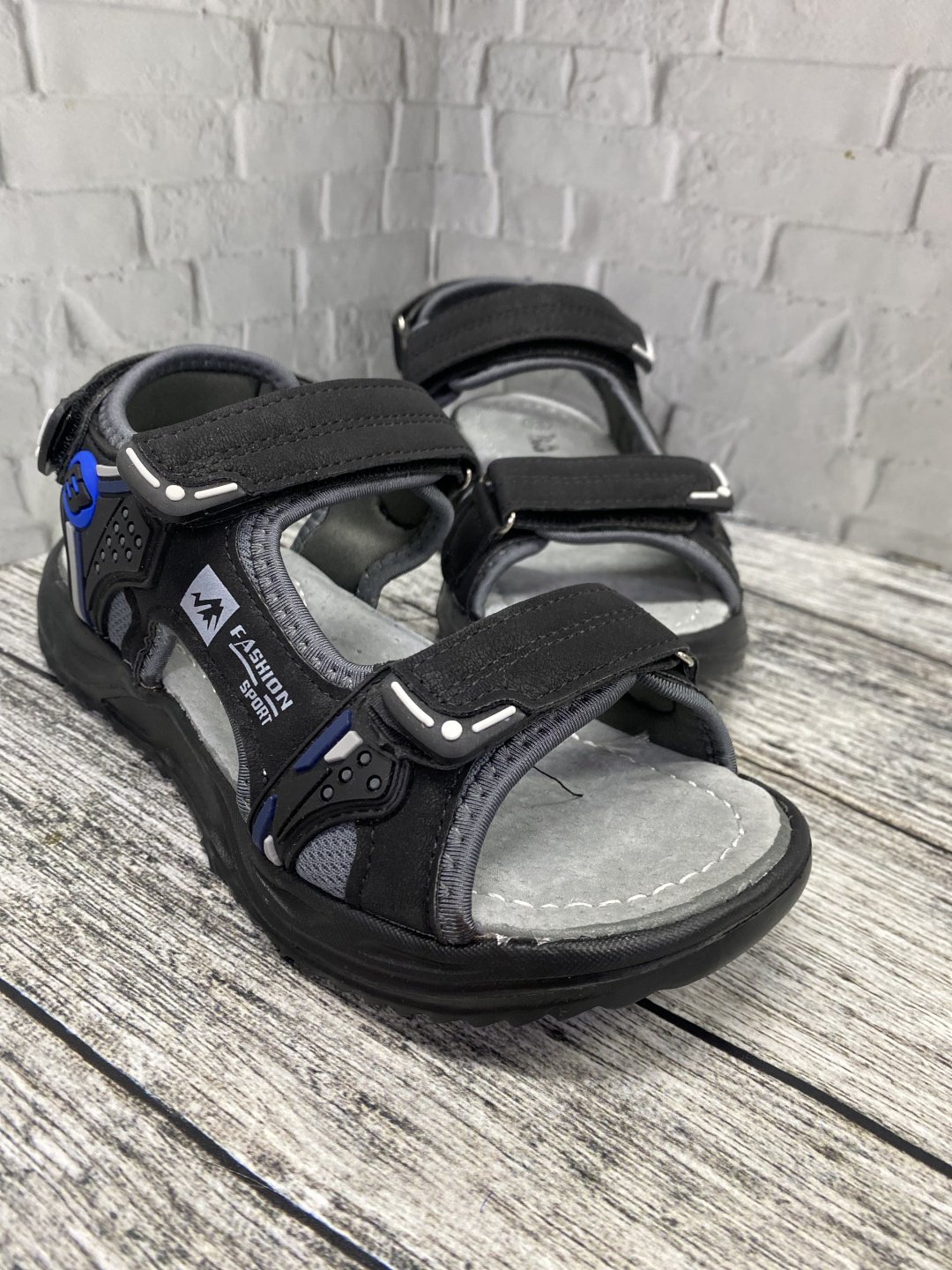 Сандалии B&amp;G черный купить,NaN