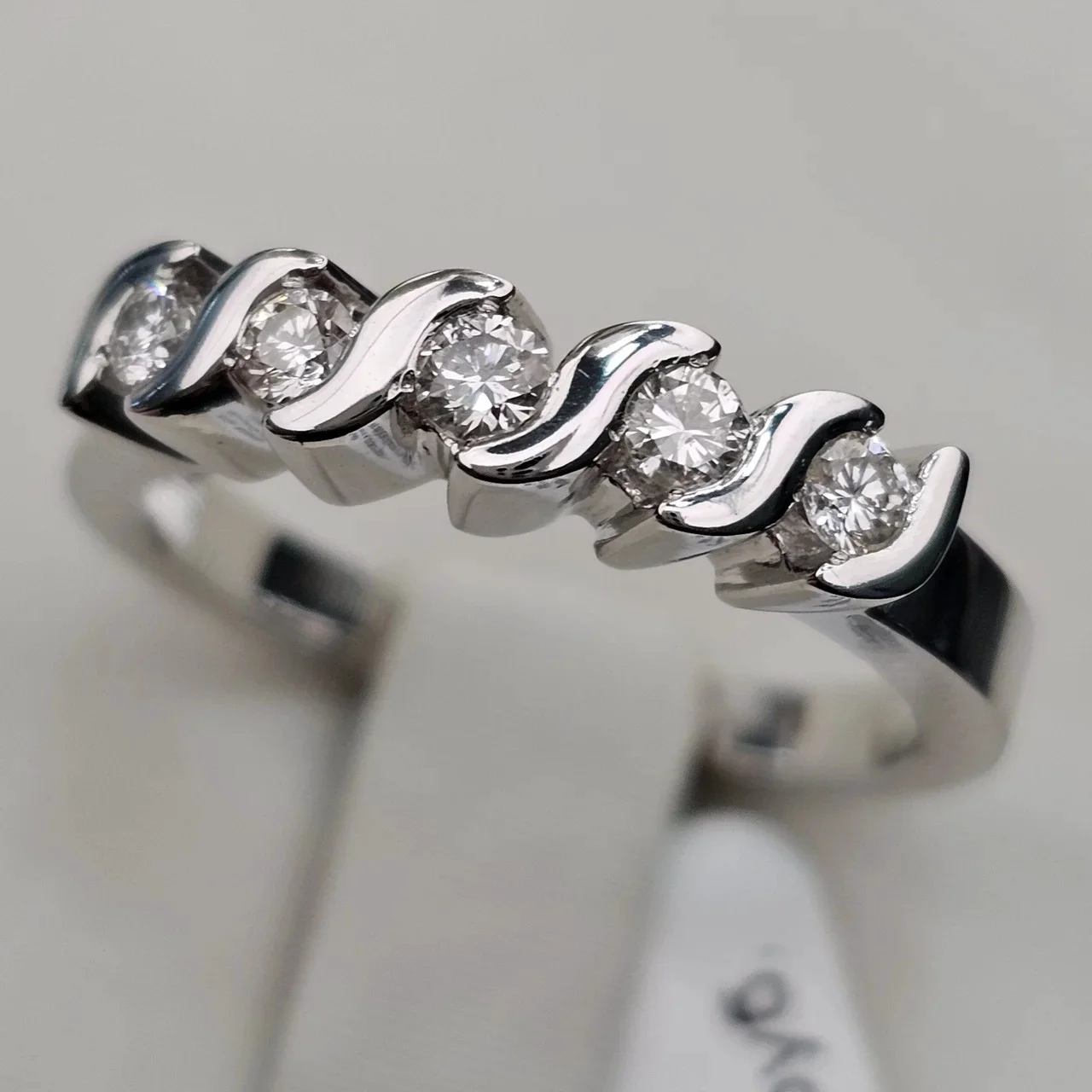 Кольцо Deimantas 115121976 18р 0,27ct. купить,NaN
