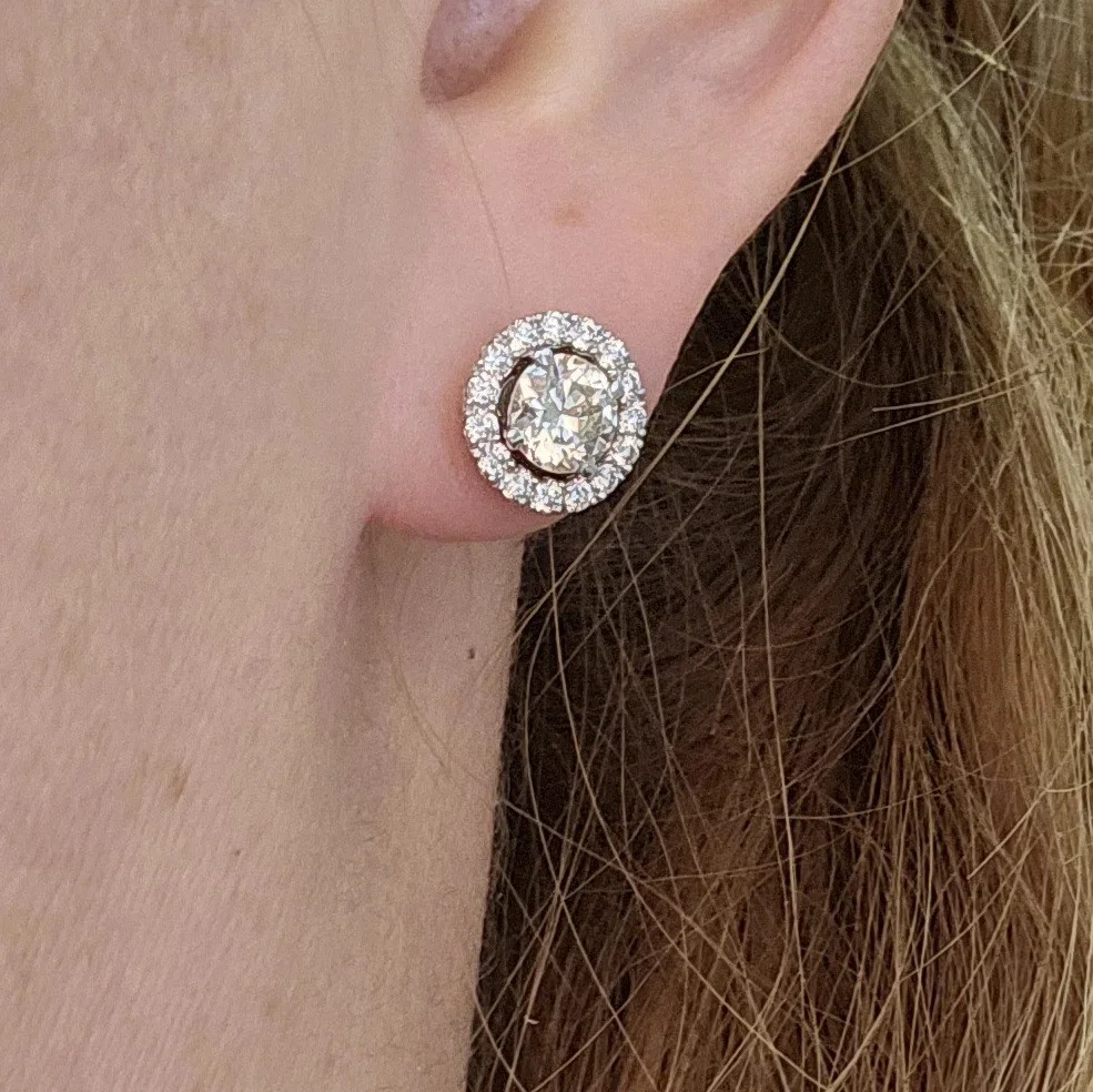 Серьги Deimantas 115122660 1,3ct 0,5ct. купить,NaN