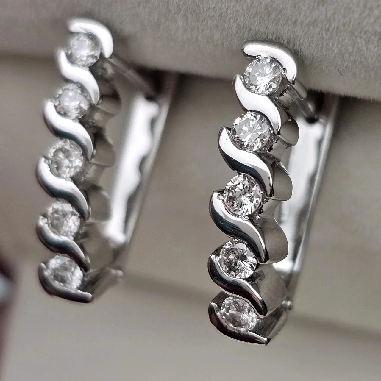 Серьги Deimantas 115172850 0,55ct. купить,NaN