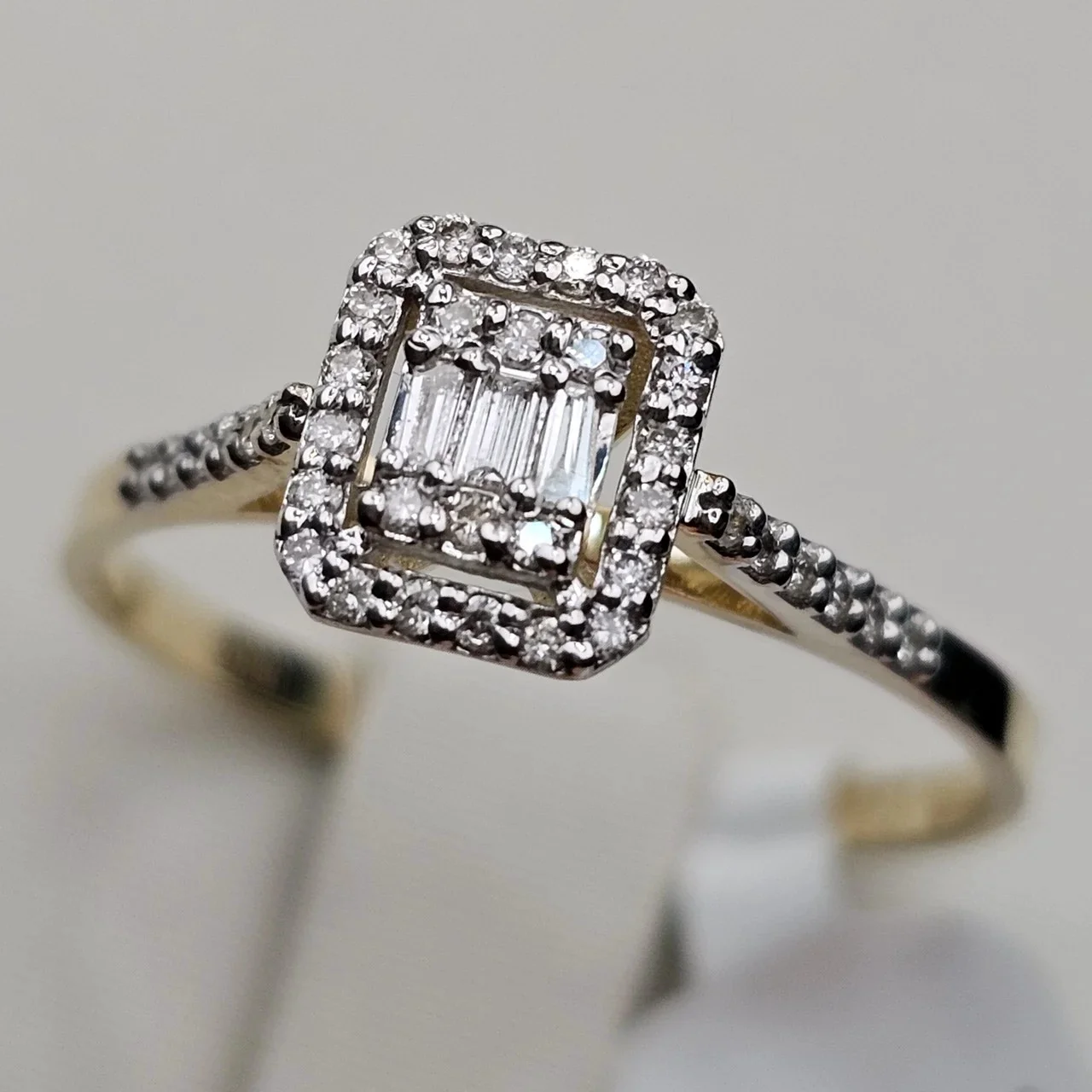 Кольцо Deimantas 115121827 18р 0,14ct. купить,NaN
