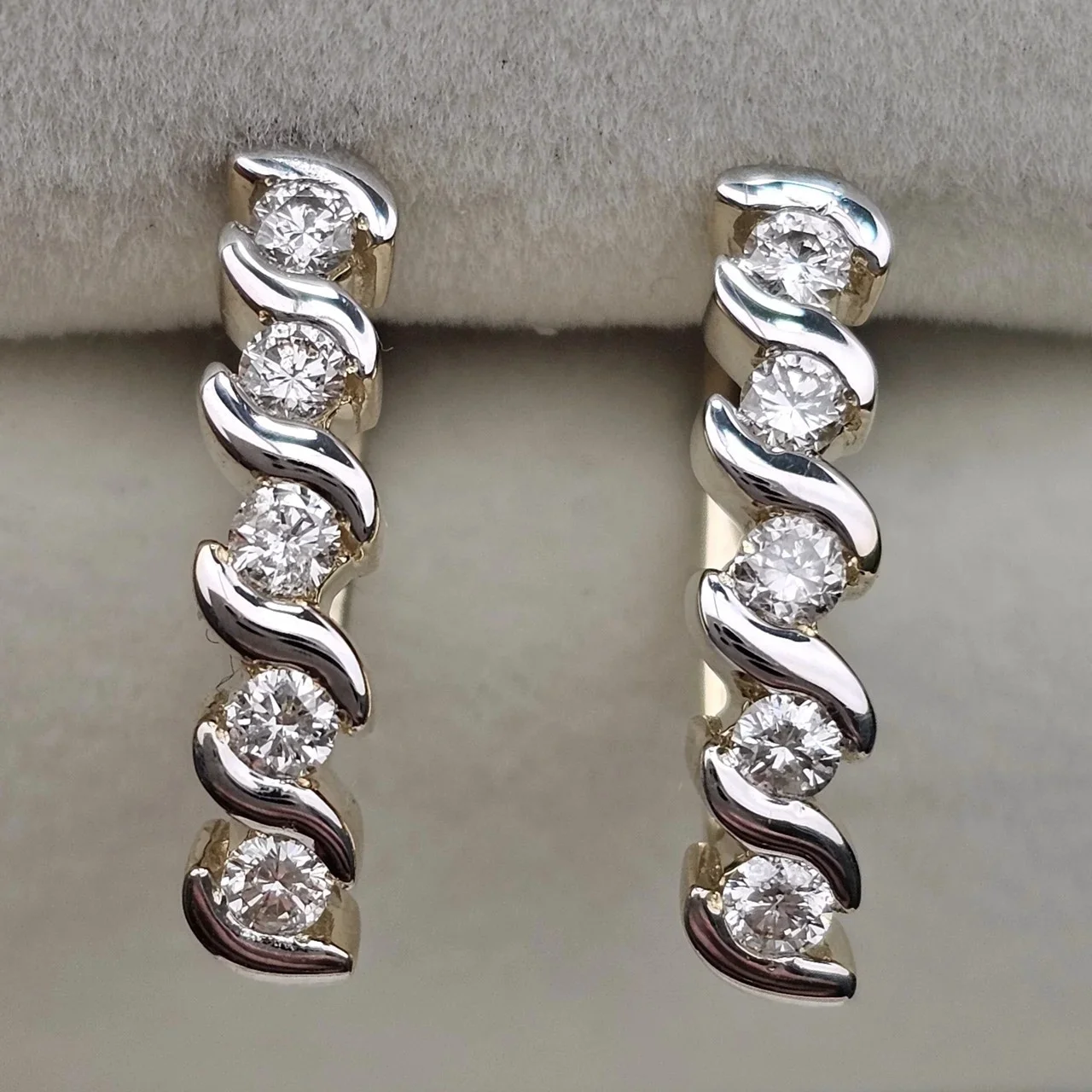 Серьги Deimantas 115173057 0,55ct. купить,NaN