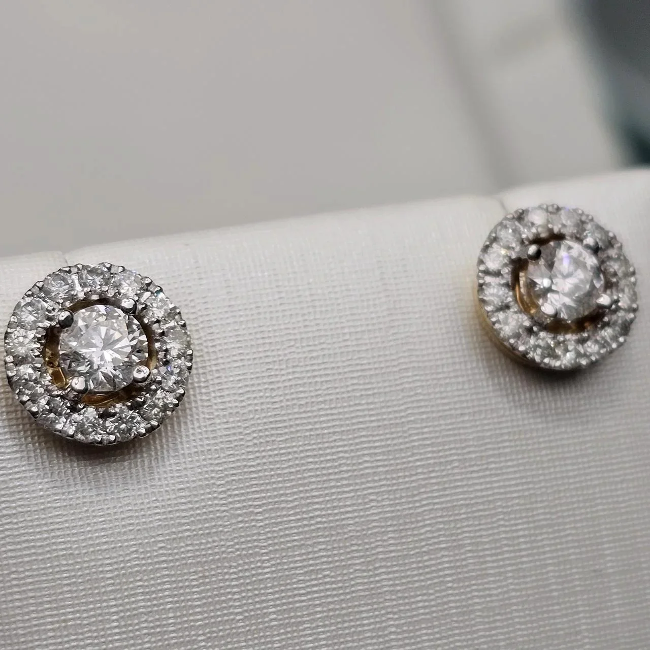 Серьги Deimantas 115172804 0,5ct. купить,NaN