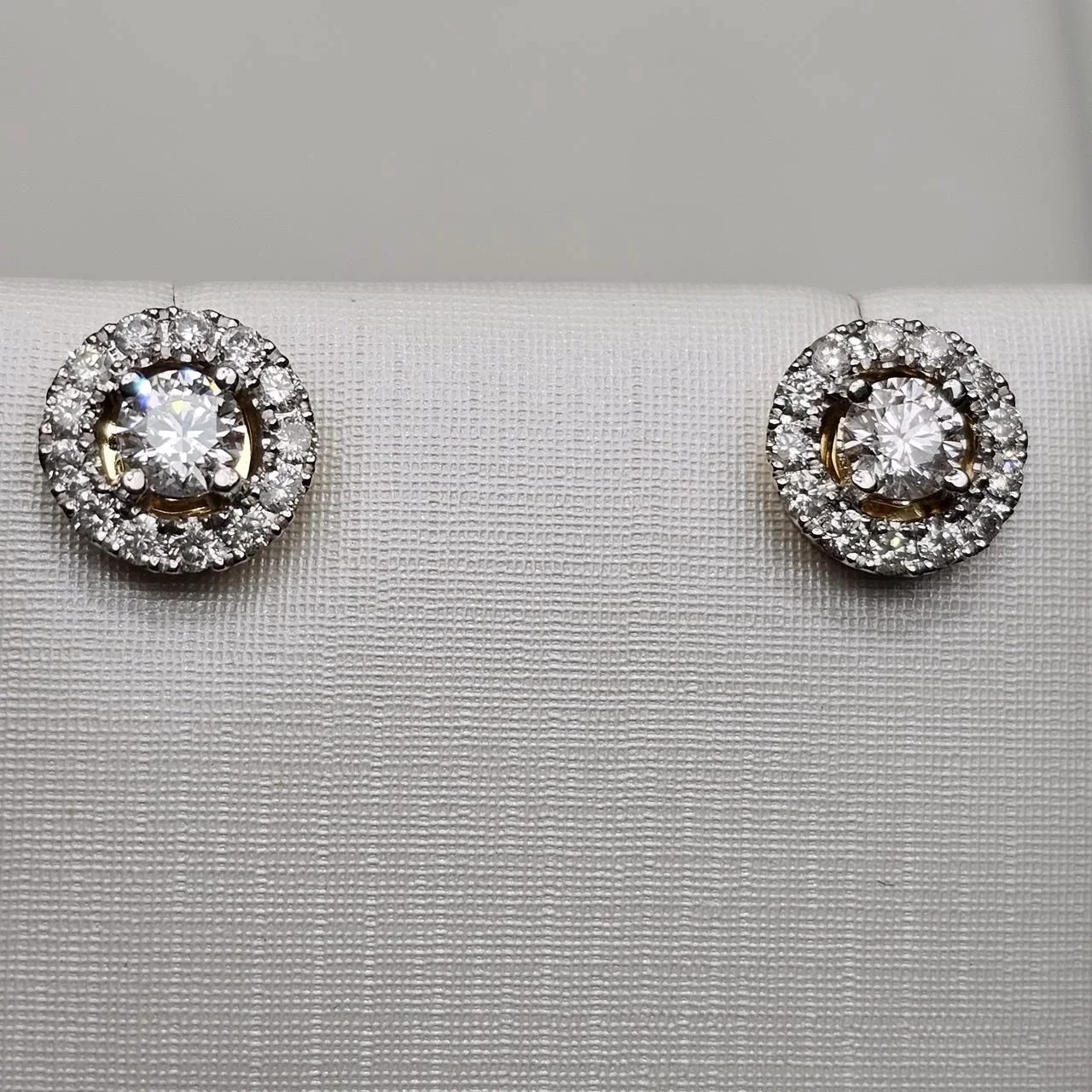 Серьги Deimantas 115172804 0,5ct. купить,NaN