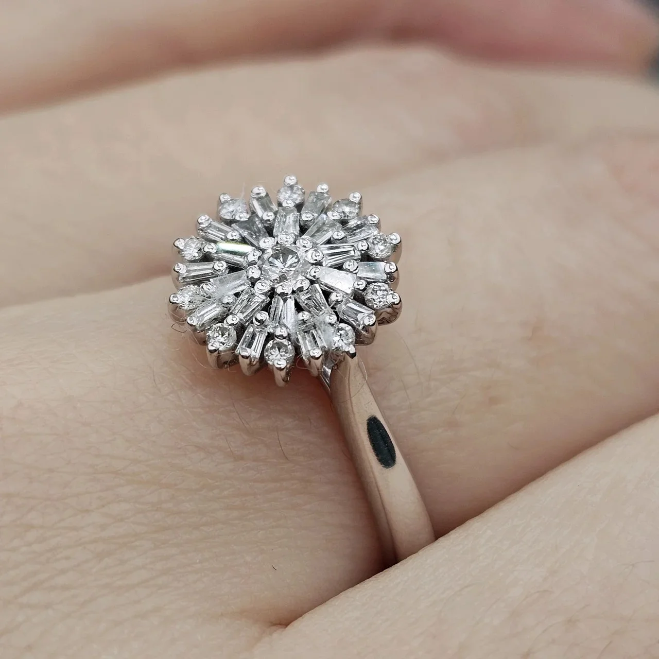 Кольцо Deimantas 115063977 18р 0,15ct 0,21ct. купить,NaN