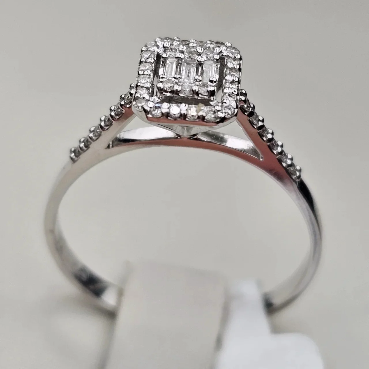 Кольцо Deimantas 115064062 17,5р 0,14ct 0,04ct. купить,NaN