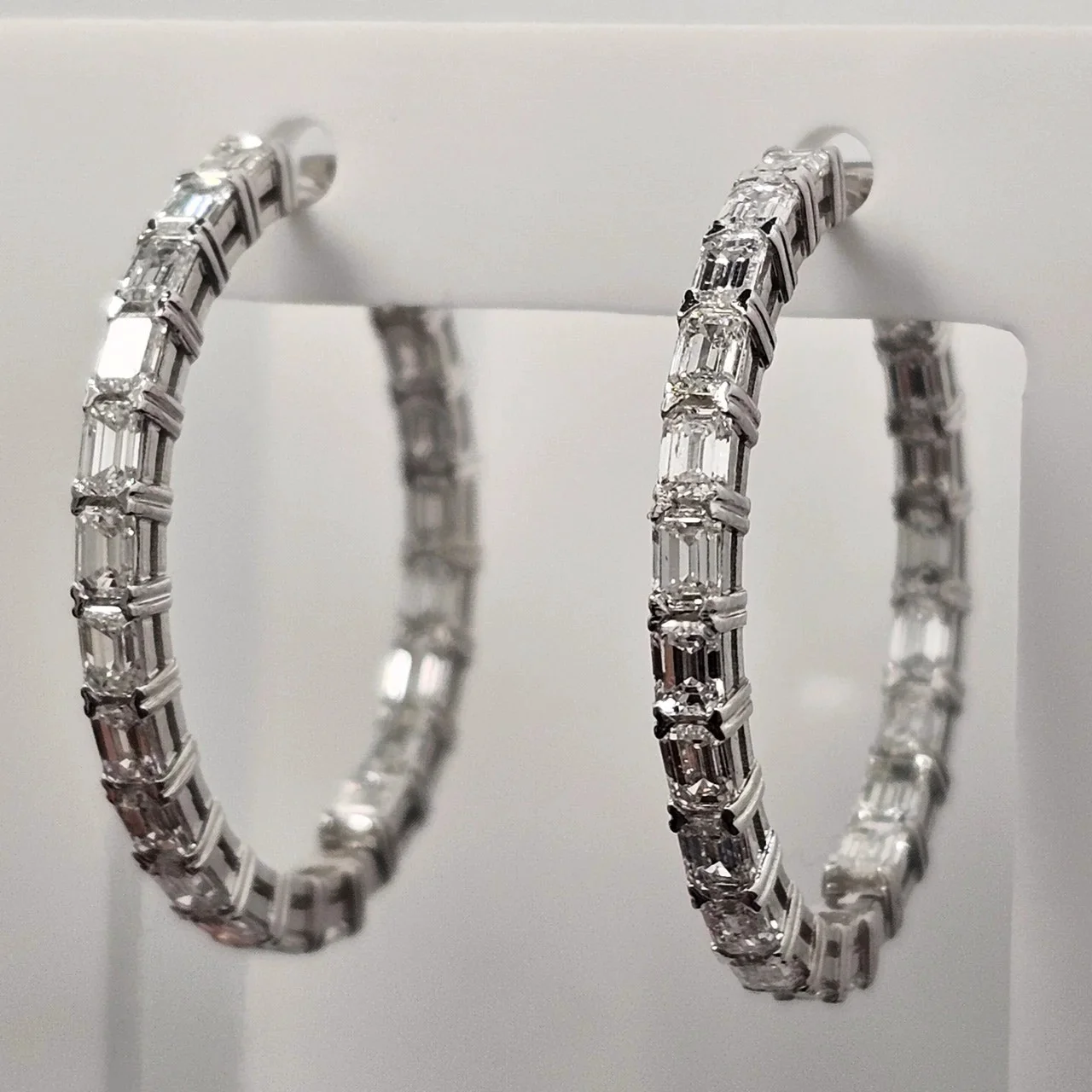 Серьги Deimantas 115122651 4,1ct. купить,NaN
