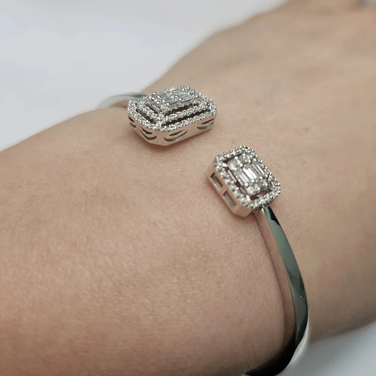 Браслет Deimantas 115173145 16-19р 0,47ct 0,35ct. купить,NaN