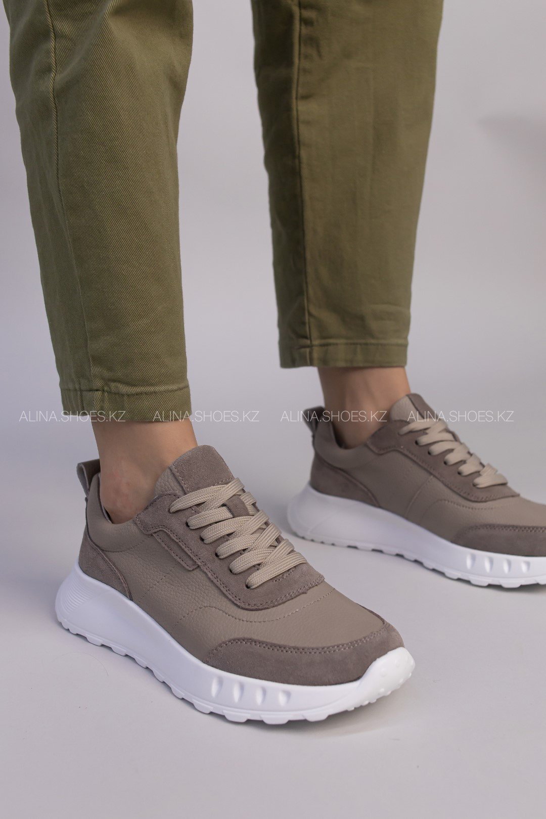 Кроссовки alinashoes коричневый купить,NaN