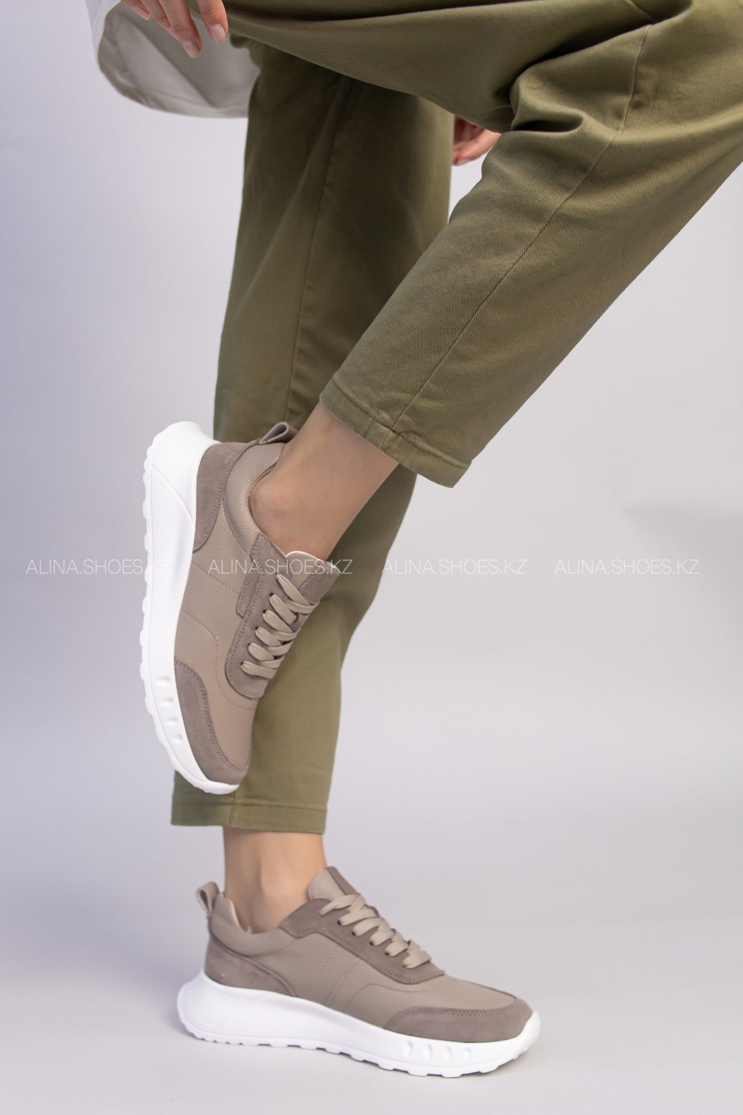 Кроссовки alinashoes коричневый купить,NaN