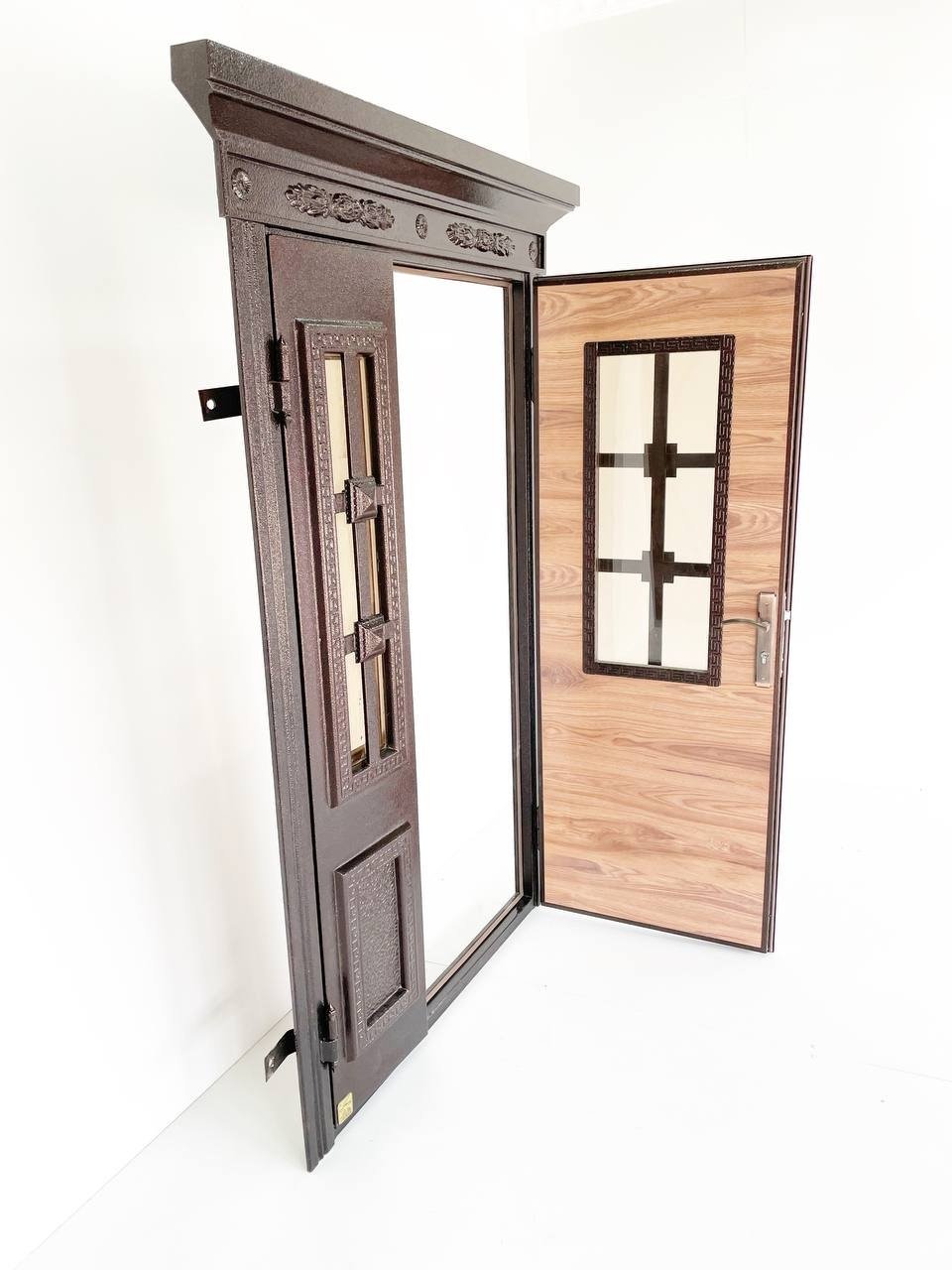 Входная дверь Samruk Mebel MDS006276 1990x750 мм, железо, правая