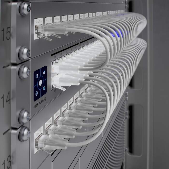 Коммутатор Ubiquiti USW-Pro-Max-24-PoE-EU купить,NaN