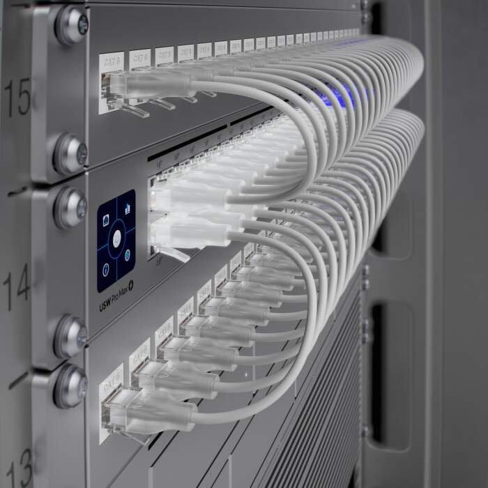 Коммутатор Ubiquiti USW-Pro-Max-24-PoE-EU купить,NaN